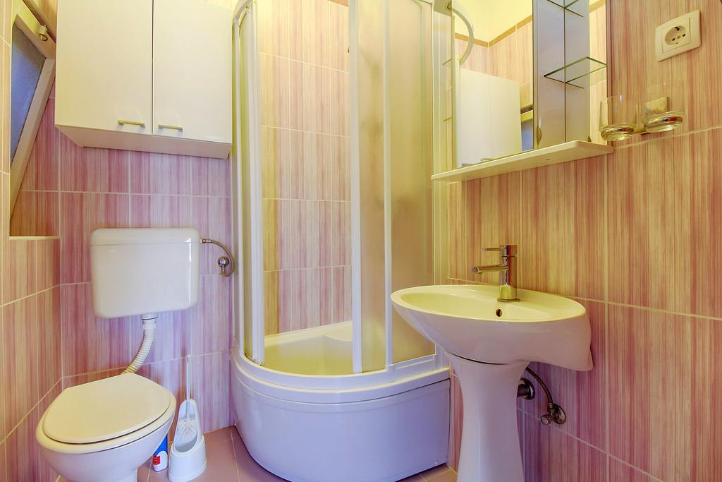 Apartment Oleander Мали-Лошинь Экстерьер фото